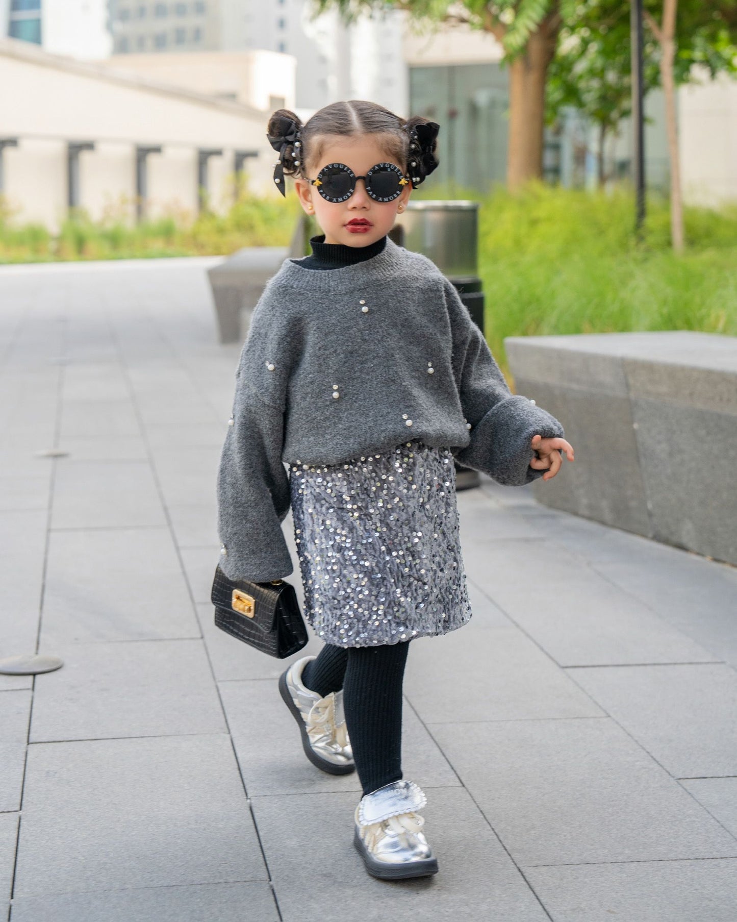 Elegant Sequins Short Skirt Suit