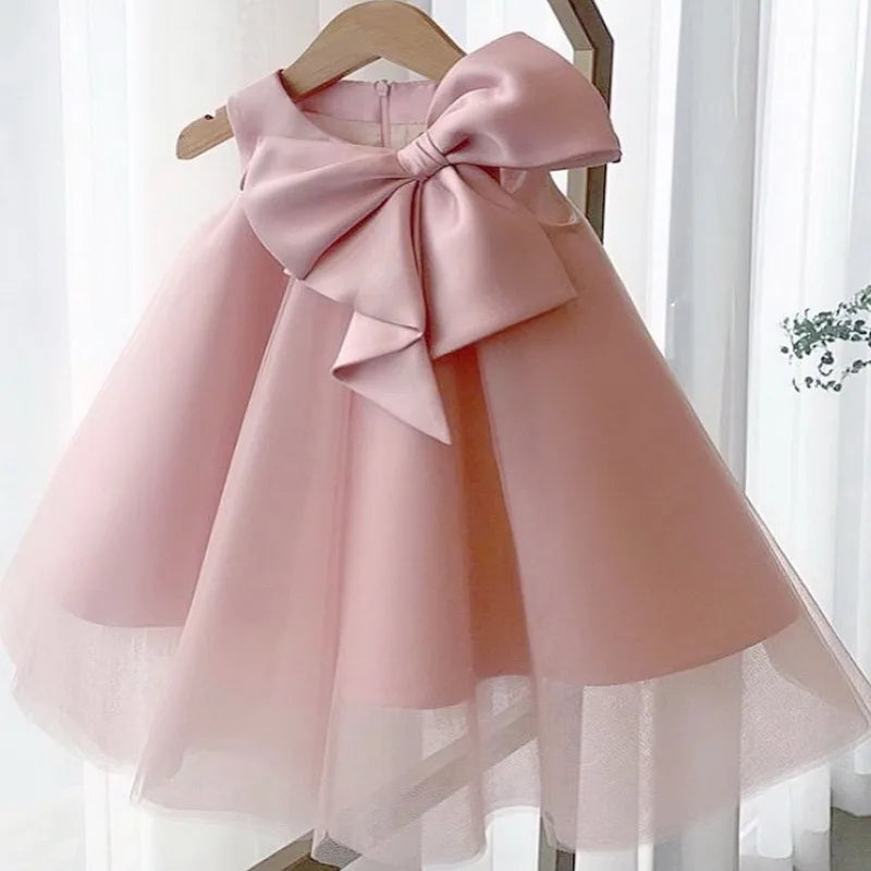 Sleeveless Dresses with bow